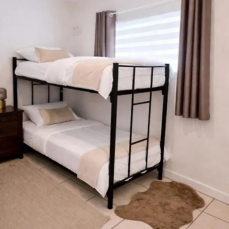 Lunada Apartament Dublin